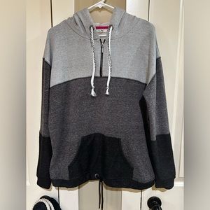 Maurices Pullover Sweatshirt with hood, XL